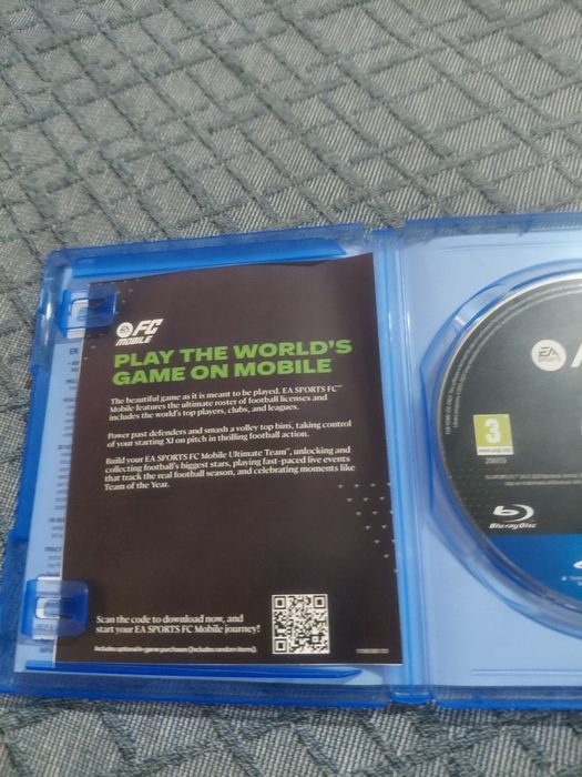 Продавам FC24 за PS4 и PS5