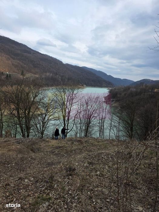 Teren cu deschidere la lac – Valea Doftanei, Prahova