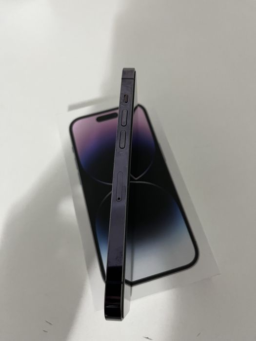 Продам iPhone 14pro