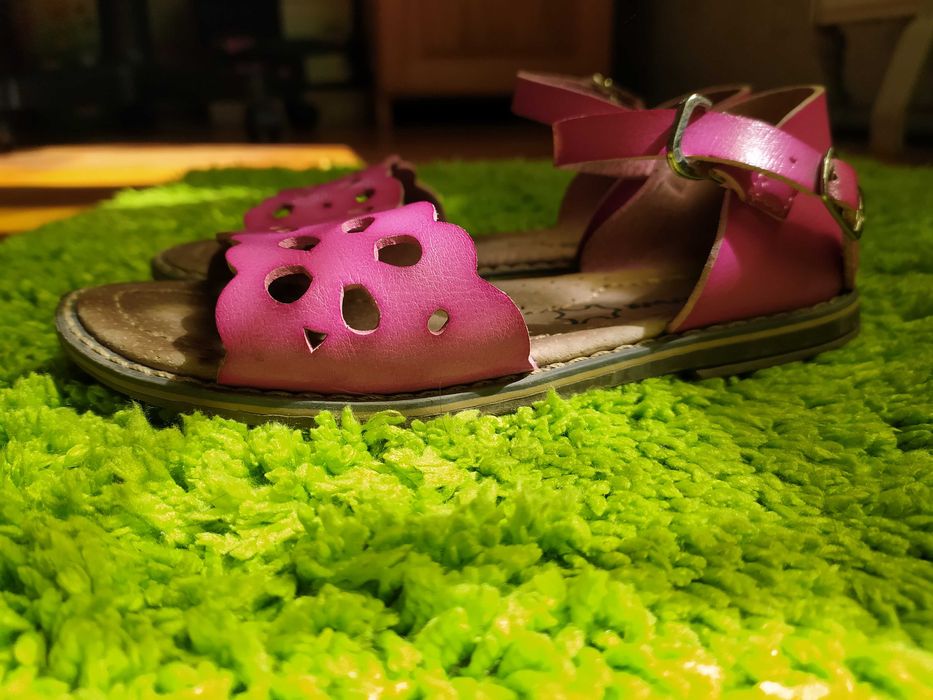 Детски сандали за момиче