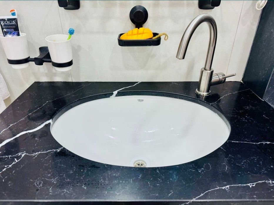 *Голубые купола, Космонавтов, МВД, ЦУМ 3ком квартира 85м2.Под ключ