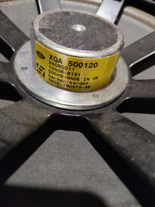 Vând boxe diferite Bose Tannoy JBL