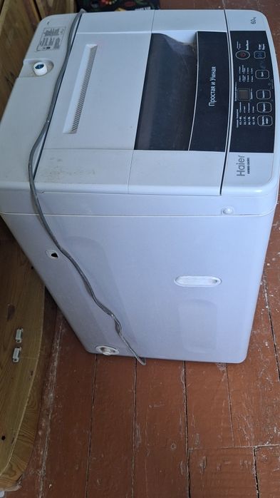 Kir yuvich mashinasi sotiladi