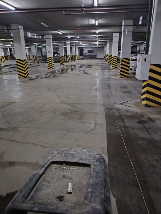 Механическая мойка паркинга