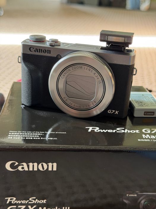 Canon G7 x Mark III