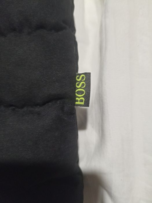 Vesta Hugo boss neagra