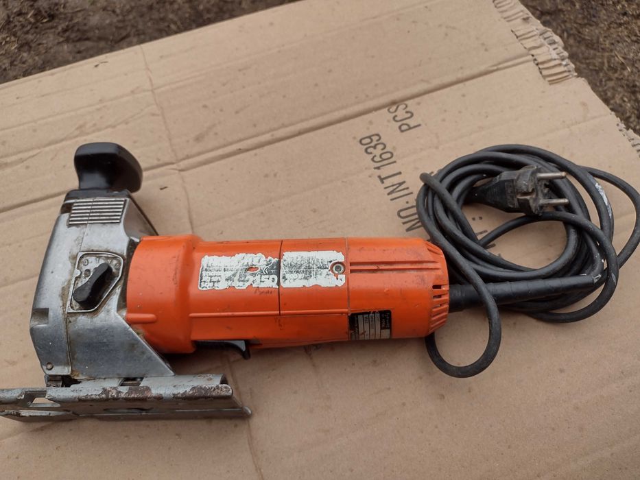 Fierastrau pendular , decupator HOLTZ, lemn , fier , plastic