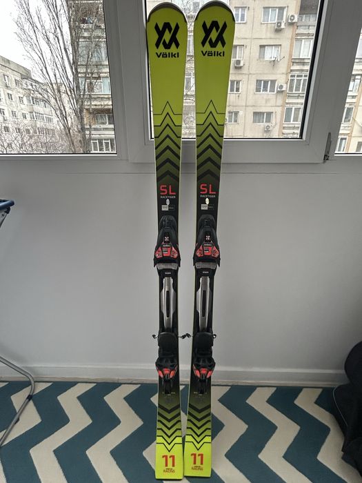 Vand schiuri Volkl Racetiger SL