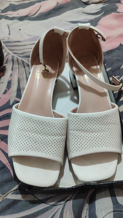 Босоножки женские 38 размер