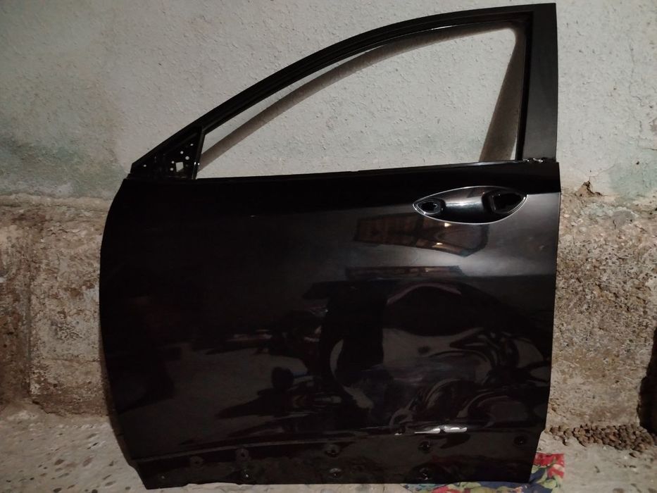 trekir oldi chap eshik miyatina bor qora