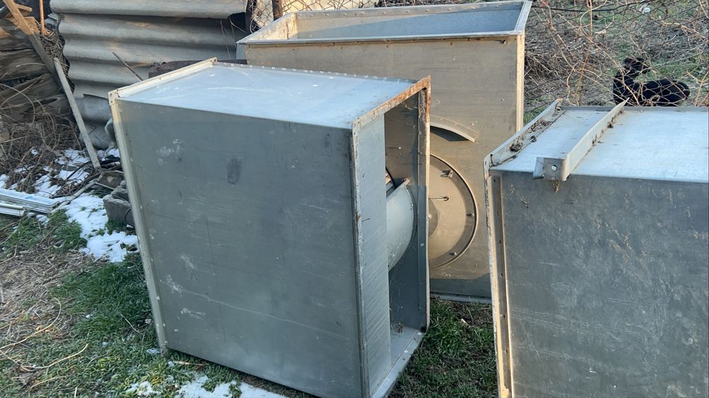 Вытяжной каналный двигател