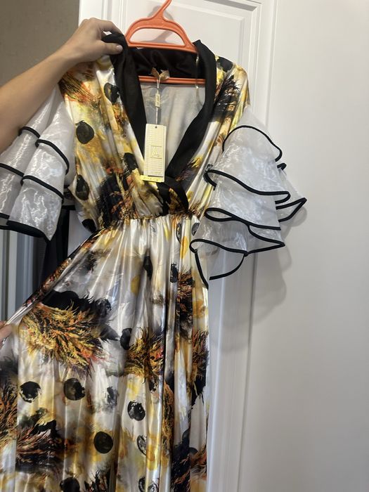 Продам платья из Турции новый