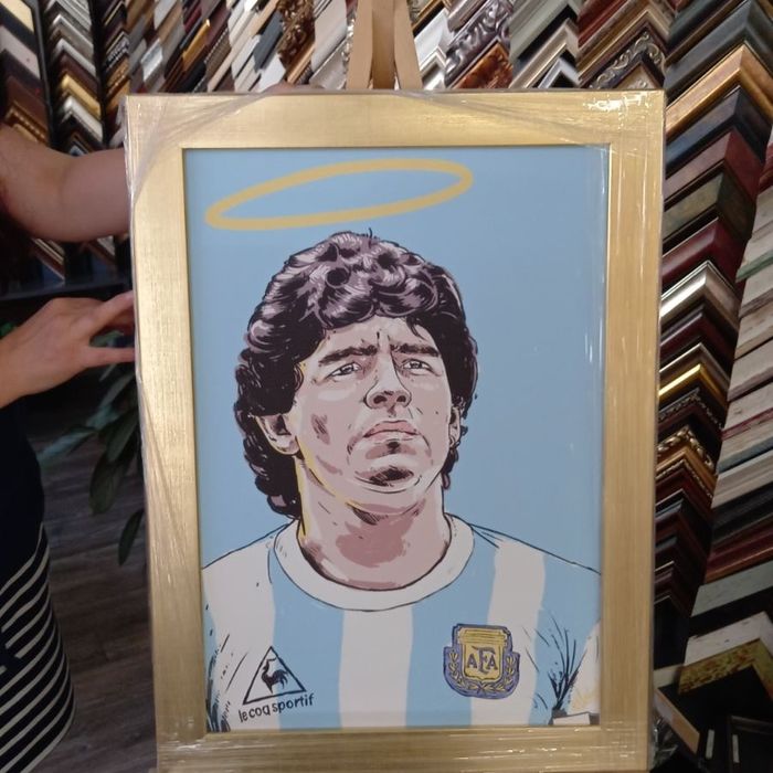 Продавам картина "Вила в Капри"