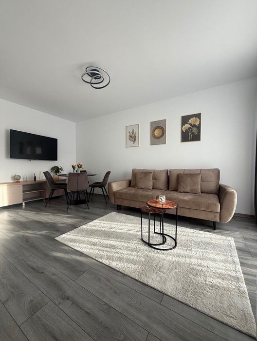Se oferă apartament de închiriat