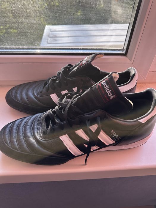 Продам Adidas copa mundial