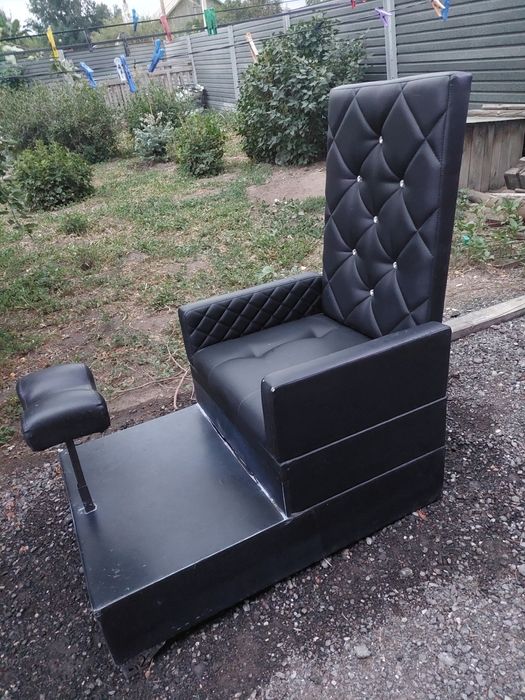 Педикюрное кресло