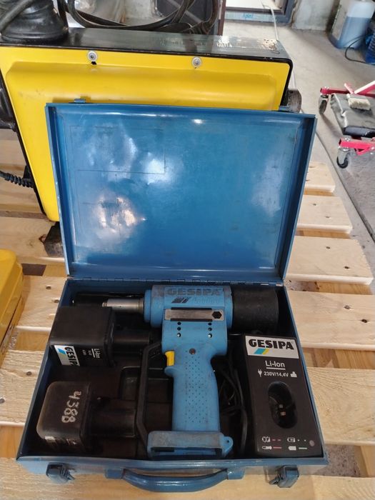 Pistol pop nituri gesipa