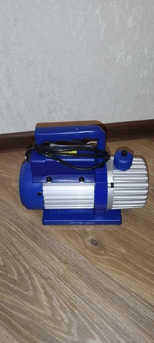 Продам вакуумный насос VP115