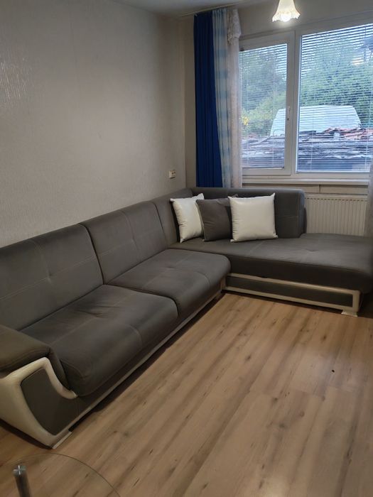 Диван. Не използвн. В перфектно състояние. Без забележка. Нов.