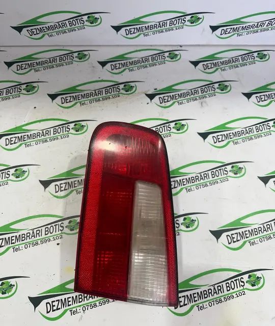 lampa stop pe hayon dreapta Renault Laguna 2002 1.6 MT (107 hp)