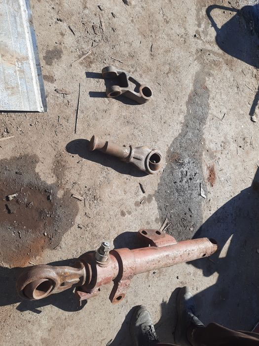 Продам навесное к 700