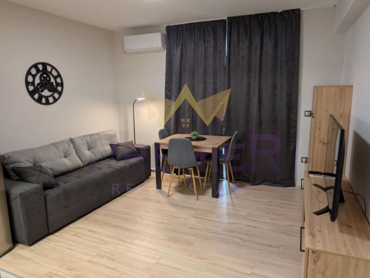 Дава се под наем Двустаен апартамент в Варна, Цветен квартал - 50 кв.м за 612 € - Снимка #5