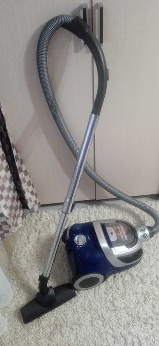 Продается пылесос
