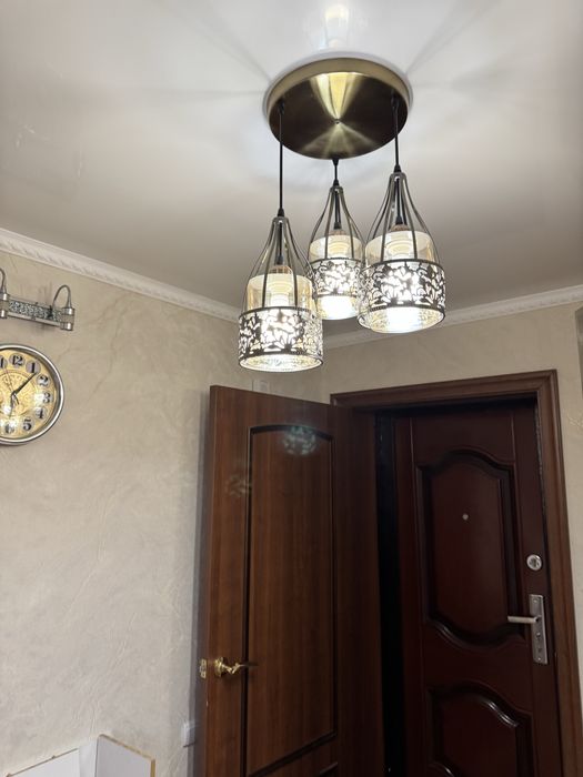 Люстра 5000.       M