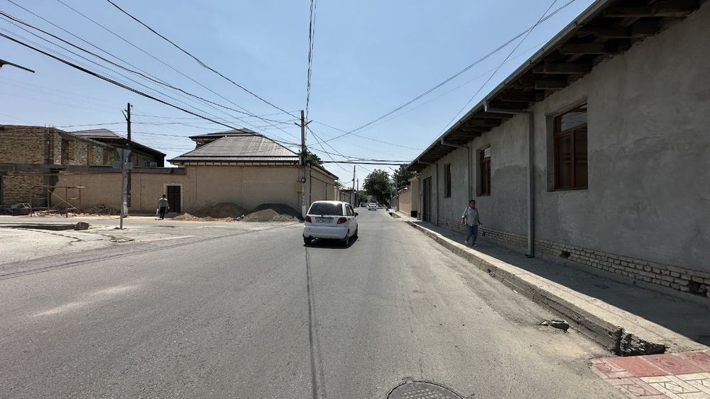 Срочно ховли сотилади!!!