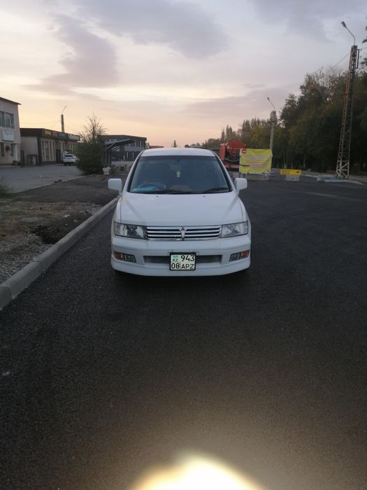 шариот грандис 1998г.в 2.4 газ