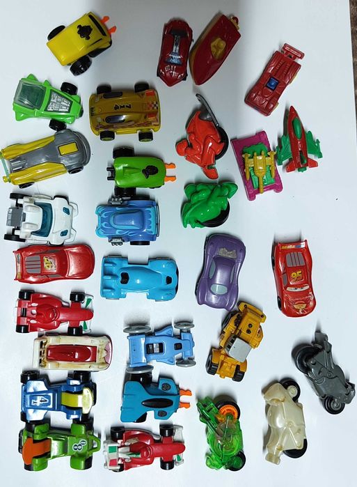 Киндер игрушки 90 х годов