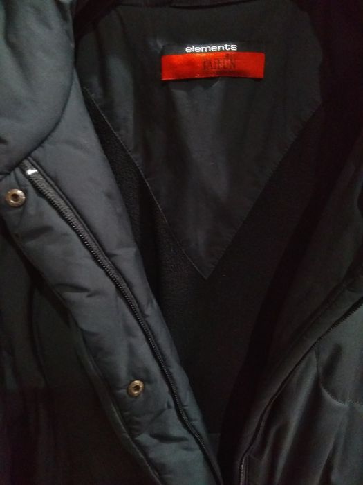 Черна шуба със средна дължина и висока яка,L/XL