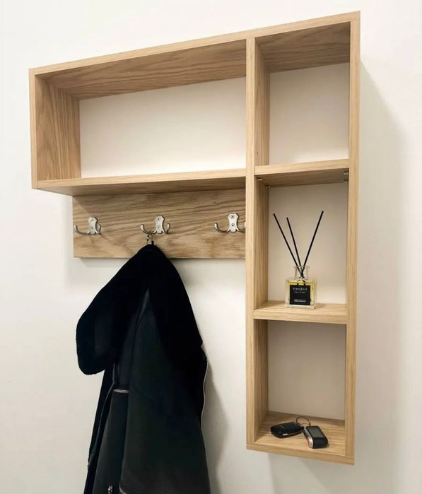 Вешалка настенная