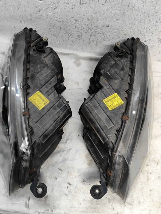 Оригинални   фарове  Шкода Октавия  Skoda Octavia