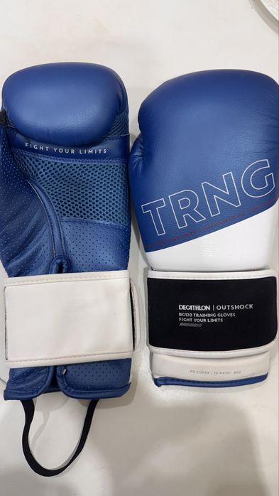 Боксерские перчатки