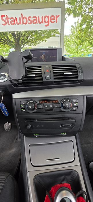 BMW Seria 1 118i Benzină