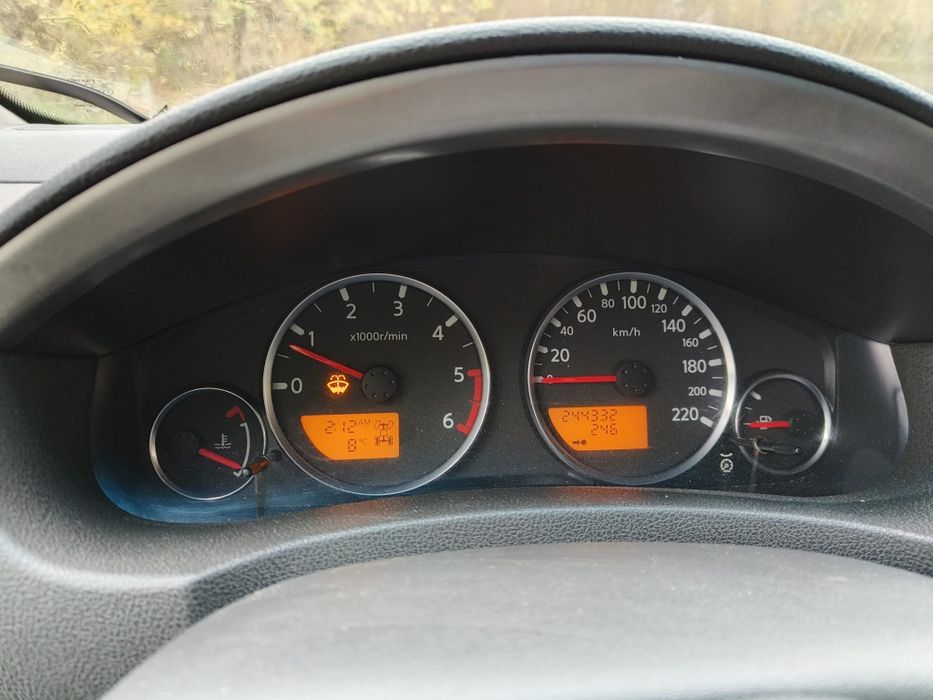 Nissan Pathfinder R51 ( variante auto)