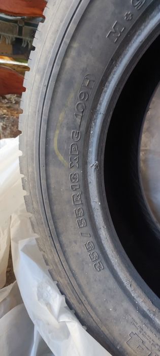 Шины 255/55/18 бу