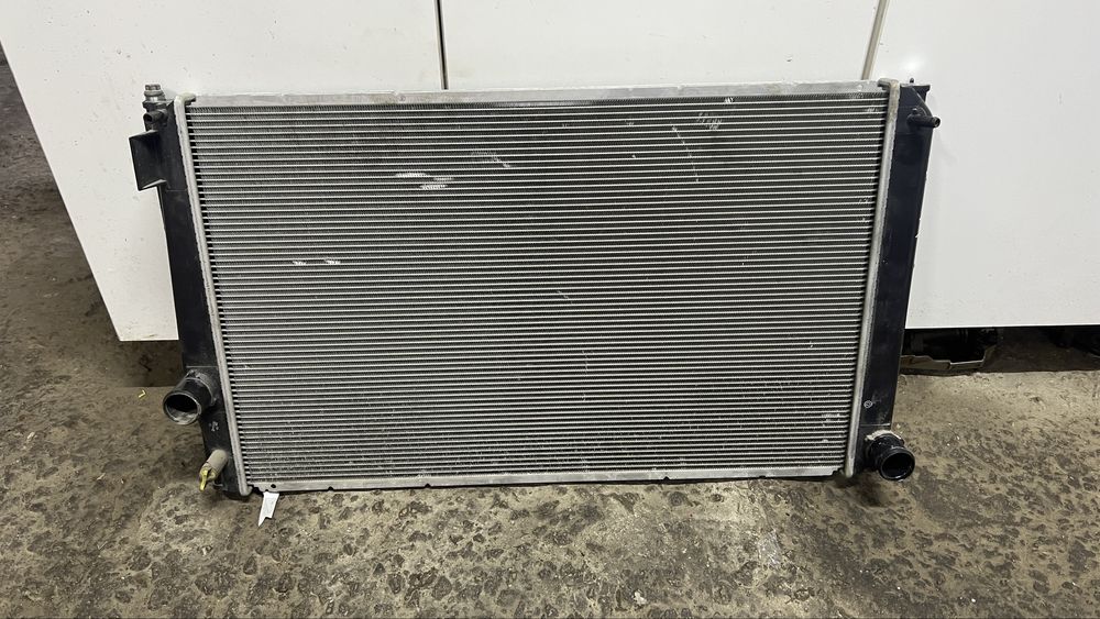 Радиатор охлаждения Estima ACR50