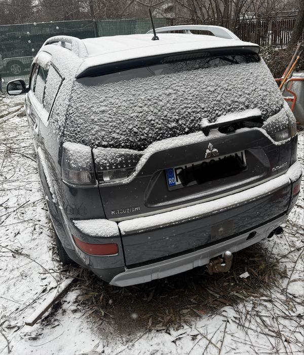 Vând Mitsubishi Outlander 2.2 Diesel, 2008 – 4x4, stare b