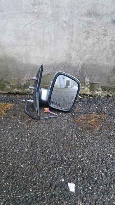 Suport + oglindă dr vw T5 2005 -2010