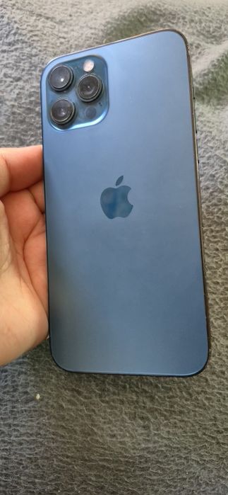 Vând iphone 12 pro max
