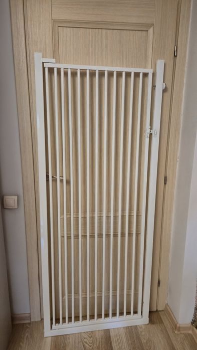 Продаю дверь-перегородку