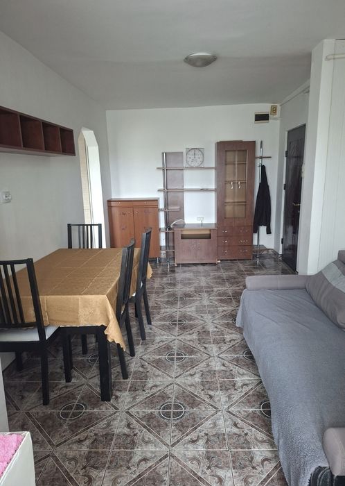 Inchiriere Apartament 2 camere la etajul 3