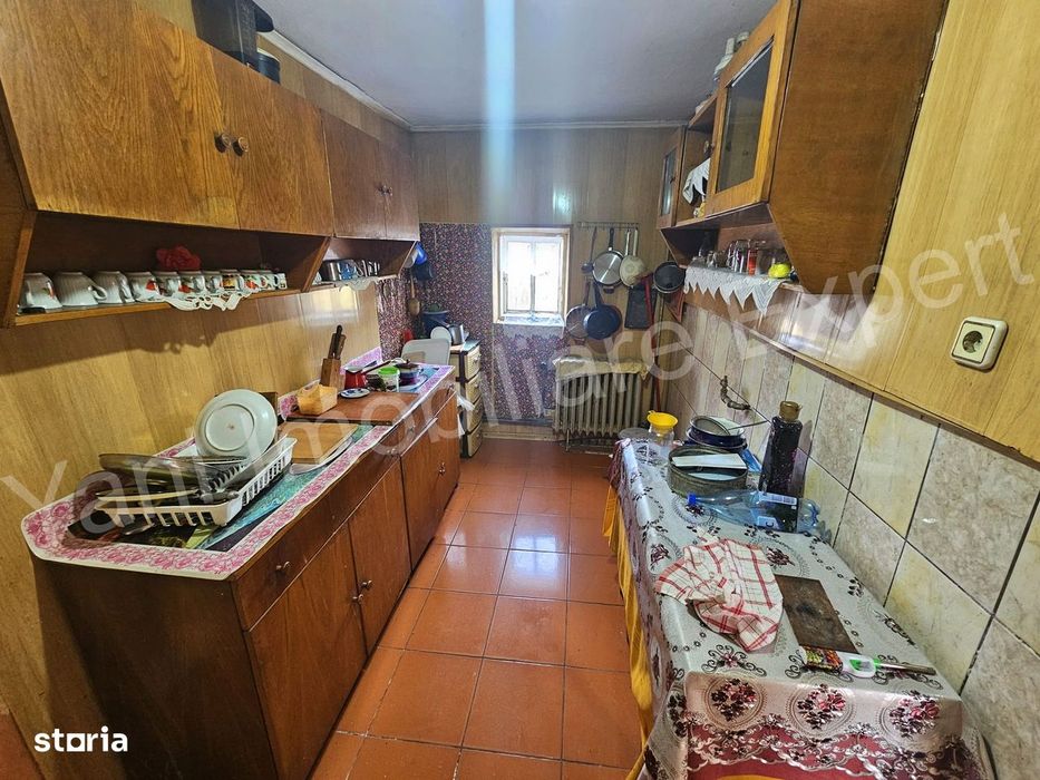 Casă de vânzare în comuna Corbeni, județ Argeș.