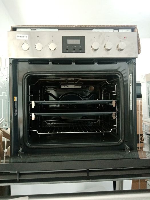 Set cuptor și plita bauknecht