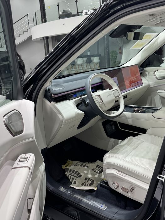 Lynk&Co 900 l nalichida barcha rangi bor 2026-yil