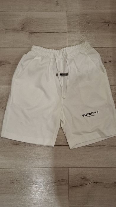 Бели Панталонки Essential