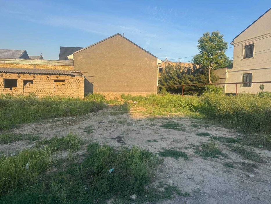 Продается земельный участок в Сергелийском районе (Сугдиёна).