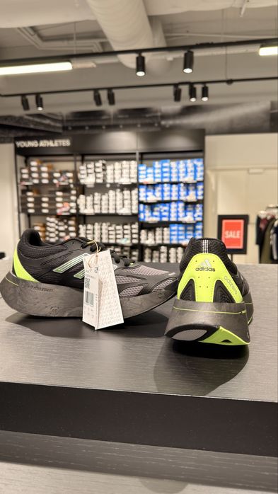 Adidas Adizero Aruku originali  la cutie ( marimi 38 si 38.2/3 )